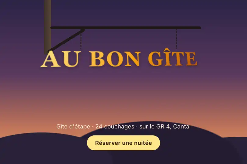 Enseigne suspendue qui se balance — site d'une auberge de randonnée en Auvergne — Rotating Text exemple 1
