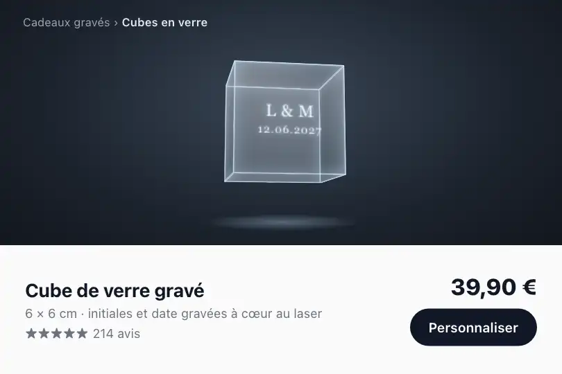 Cube de verre gravé au laser — page produit d'une boutique de cadeaux personnalisés — Cube Auto-Rotation exemple 2