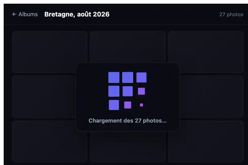 Galerie photo — chargement d'un album de vignettes — Cube Grid exemple 1
