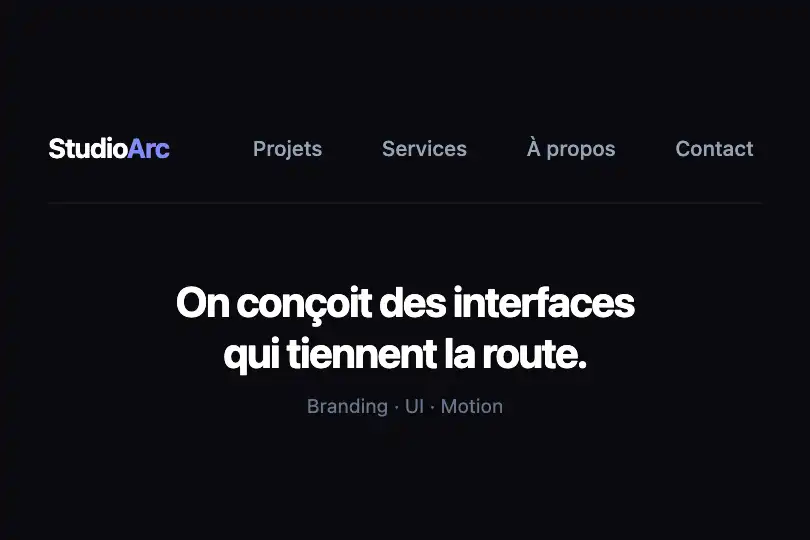 Barre de navigation principale — Site agence ou portfolio — Bracket Hover exemple 1